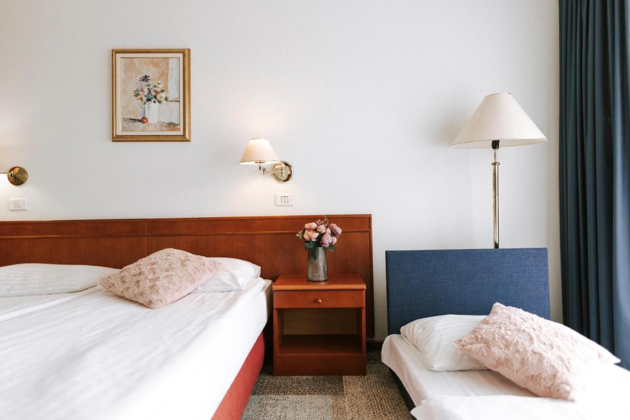 Hotel Toplice - Terme Catez Catez ob Savi Bagian luar foto