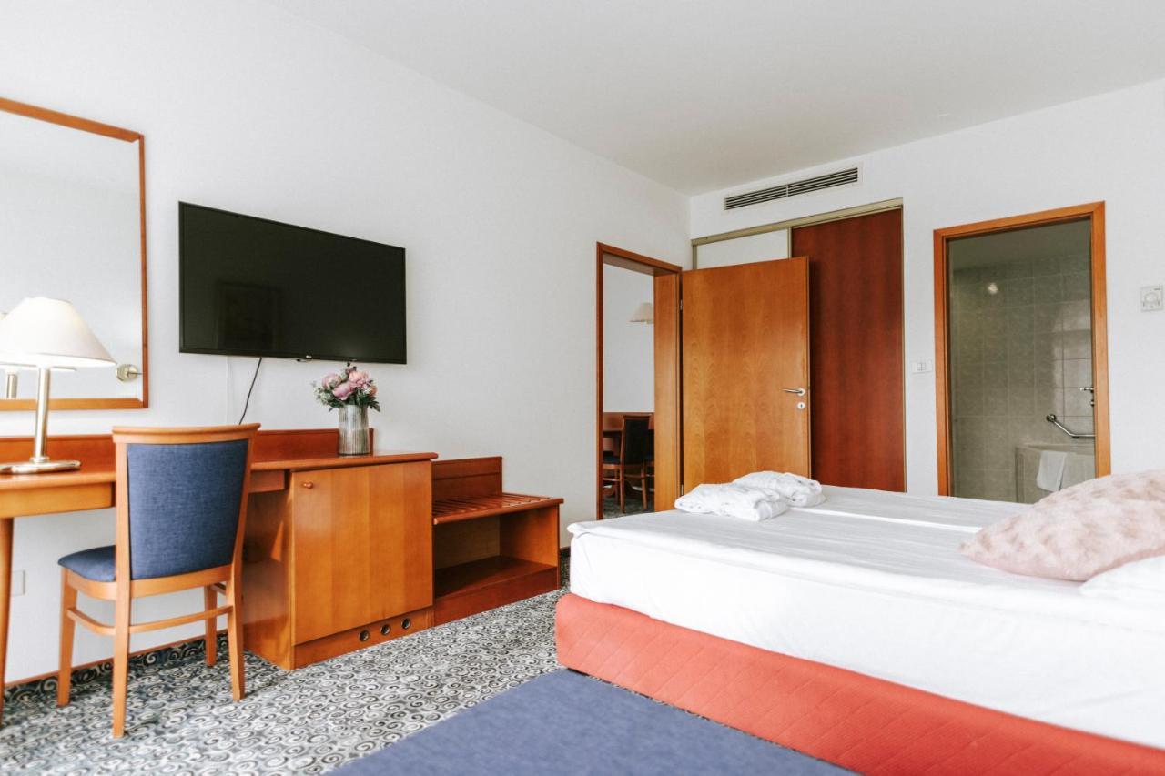 Hotel Toplice - Terme Catez Catez ob Savi Bagian luar foto