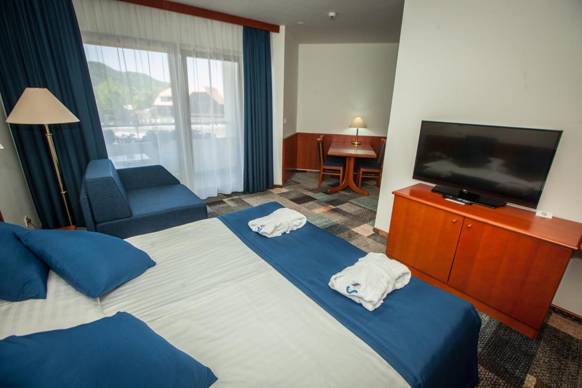 Hotel Toplice - Terme Catez Catez ob Savi Bagian luar foto