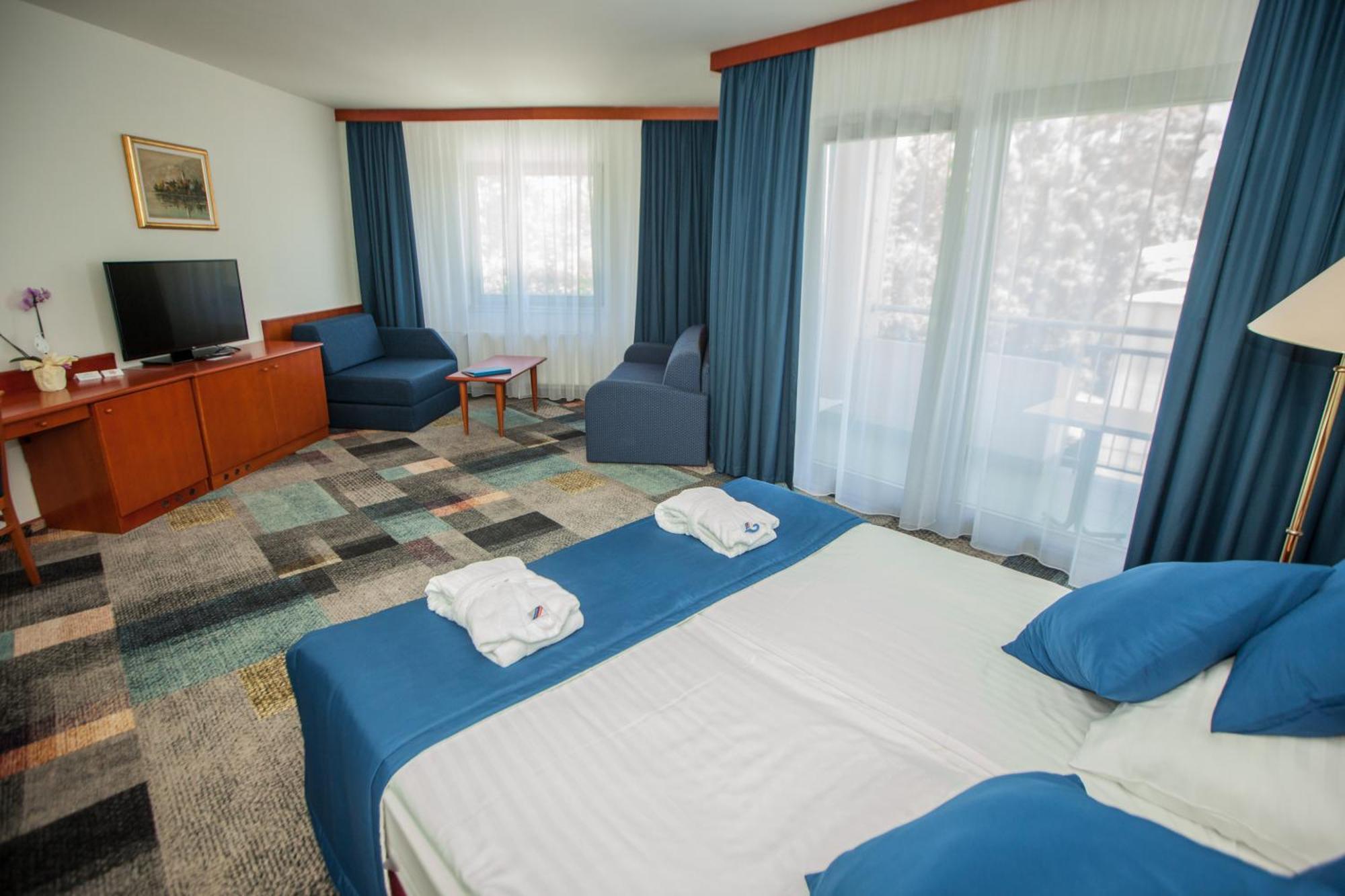 Hotel Toplice - Terme Catez Catez ob Savi Bagian luar foto